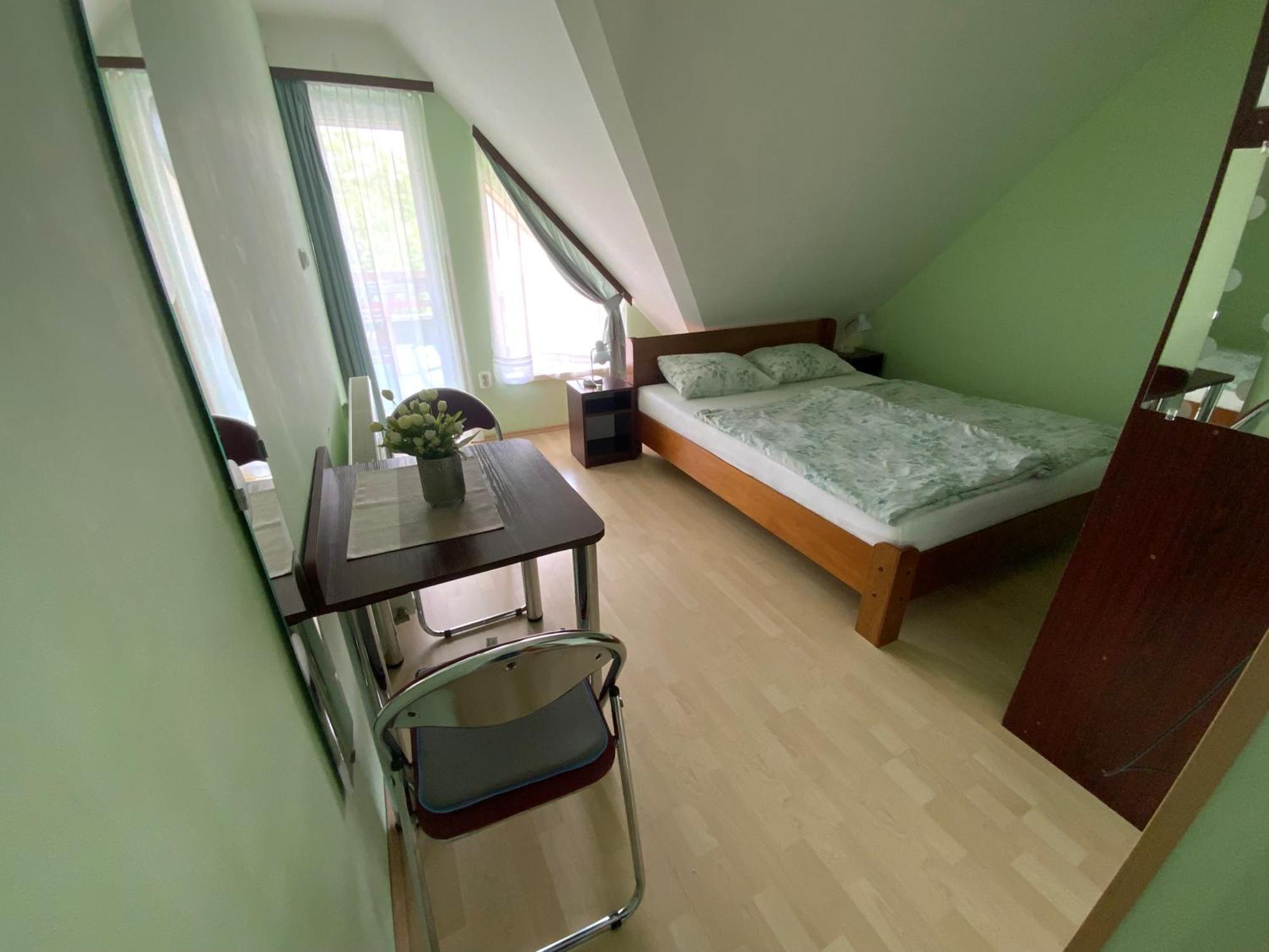 Gosy Apartmanok Siofok Exterior photo