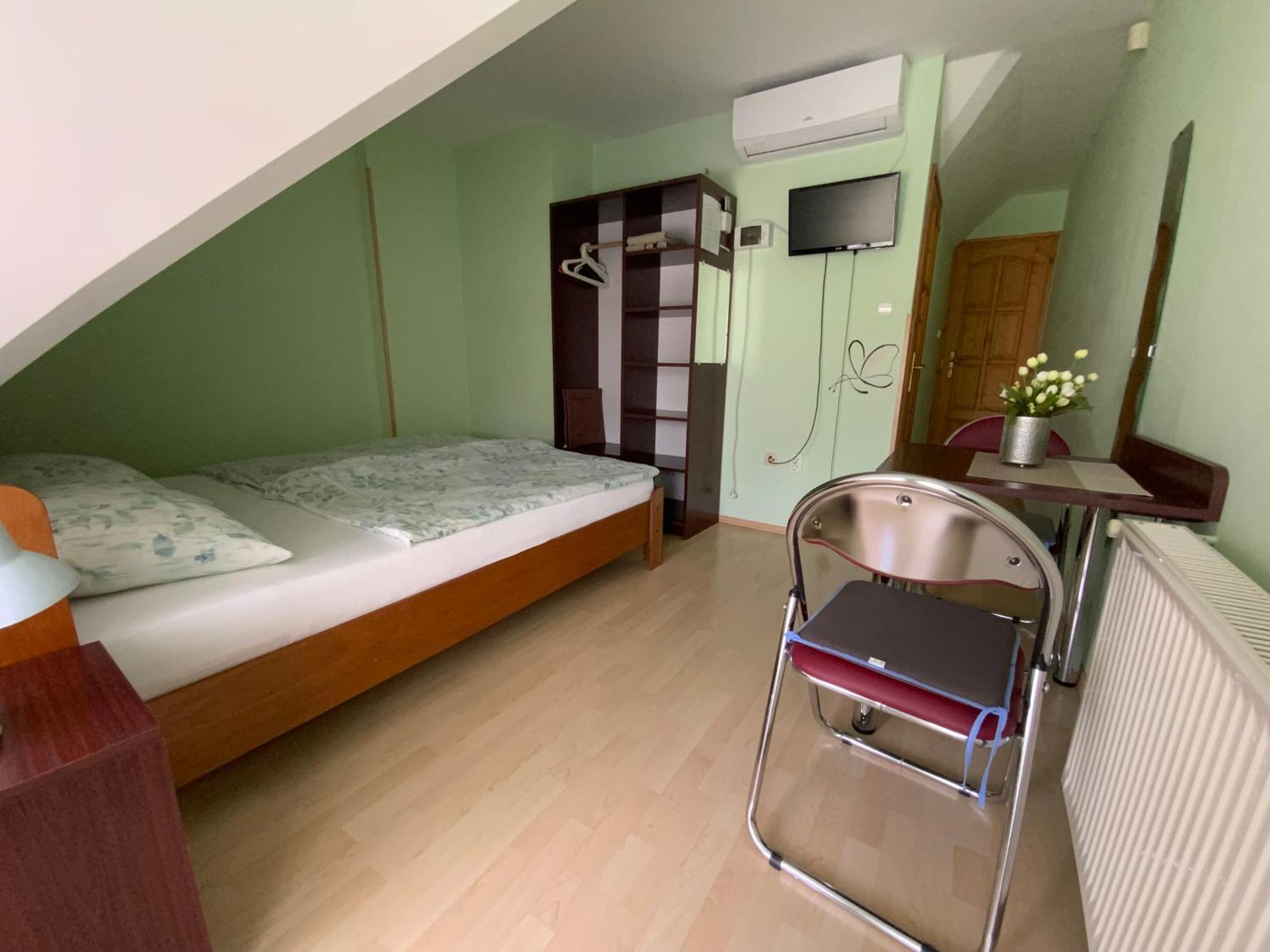 Gosy Apartmanok Siofok Exterior photo