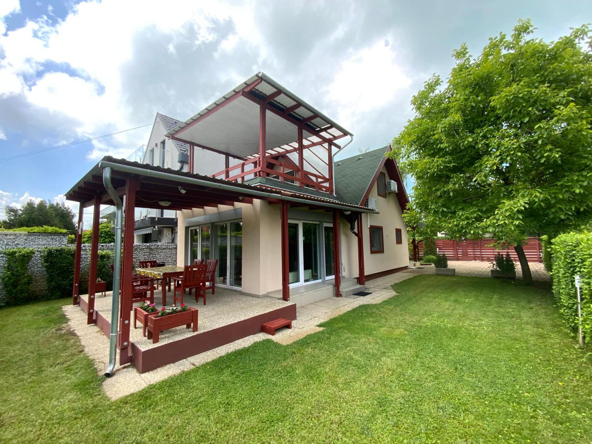 Gosy Apartmanok Siofok Exterior photo