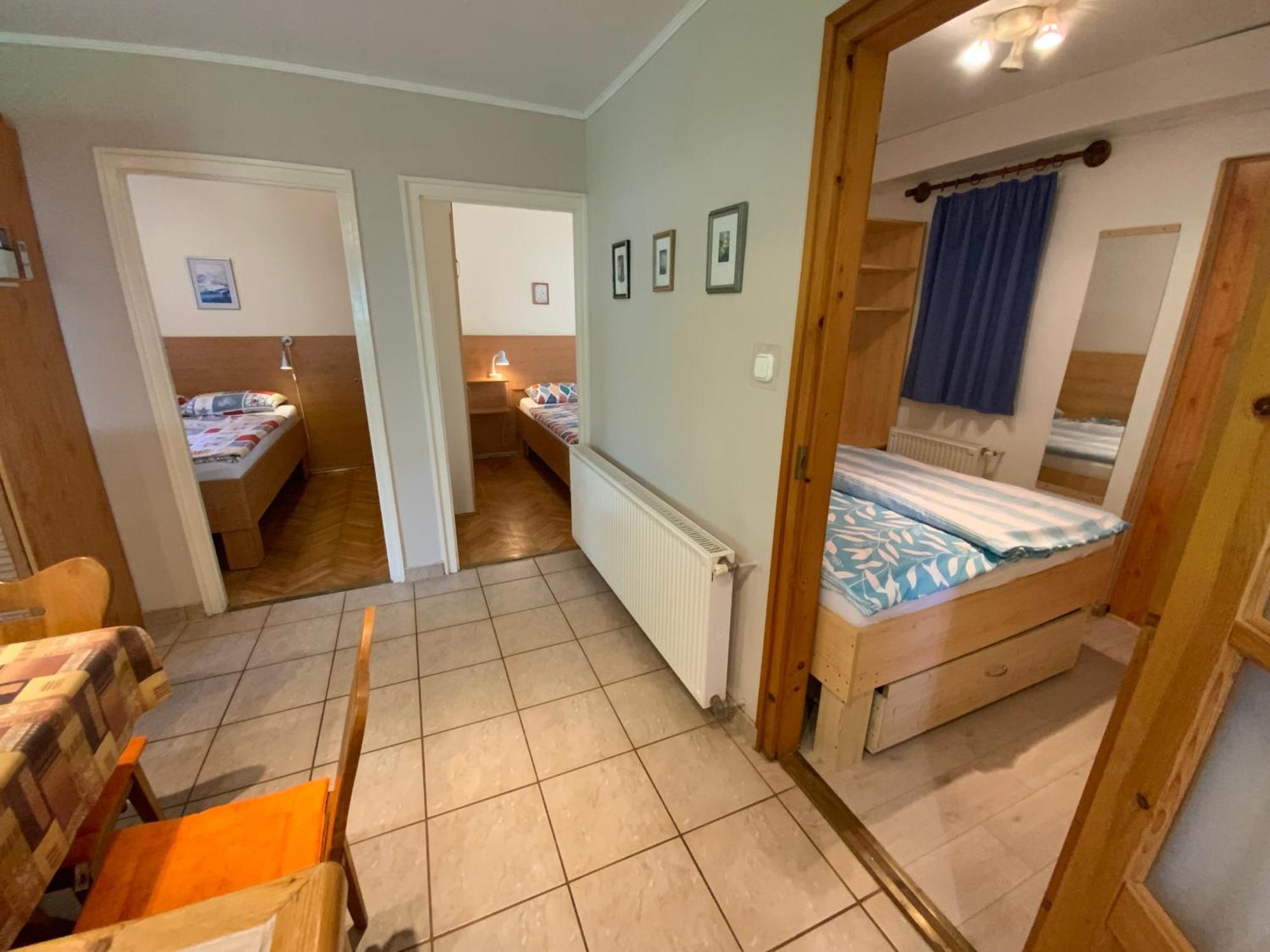 Gosy Apartmanok Siofok Exterior photo